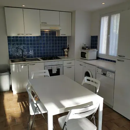 Villa Canaris For 4 With Garden Clim Parking And Sea View Hyères